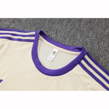 Chandal del Real Madrid Manga Corta 25-26 Amarillo - Pantalon Corto