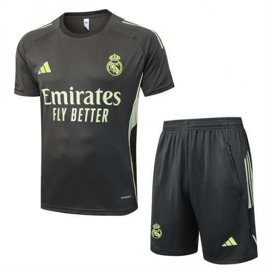 Chandal del Real Madrid Manga Corta 25-26 Gris Verde - Pantalon Corto - Haga un click en la imagen para cerrar