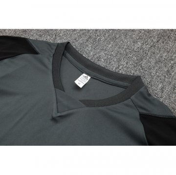 Chandal del Real Madrid Manga Corta 23-24 Verde - Pantalon Corto