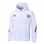 Chaqueta con Capucha del Bayern Munich 25-26 Blanco
