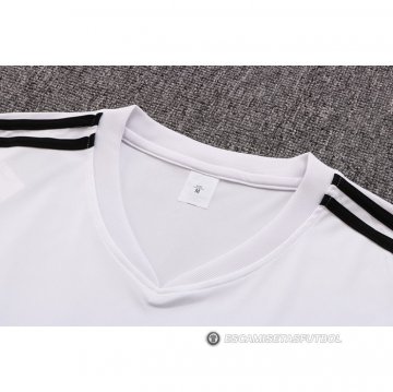 Chandal del Real Madrid Manga Corta 2022-23 Blanco y Purpura