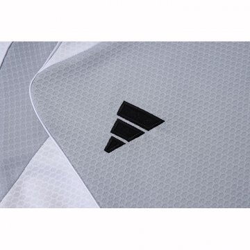 Chandal del Real Madrid Manga Corta 25-26 Gris - Pantalon Corto