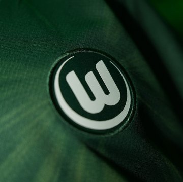 Camiseta Wolfsburg 1ª 25-26